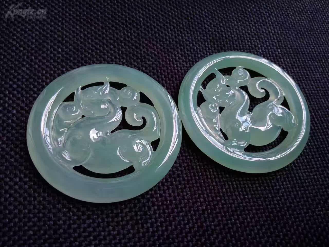珍品翡翠 冰種晴水綠貔貅對牌，一枚一世界